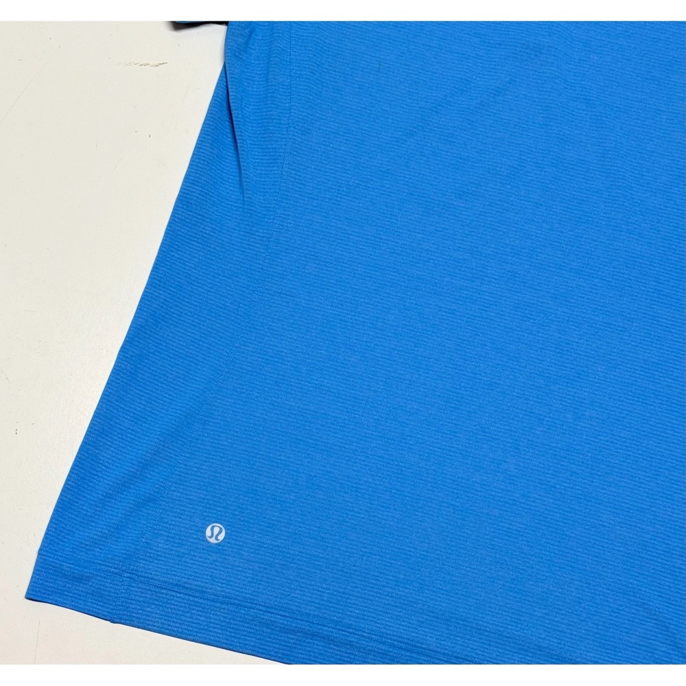 Lululemon‎ Metal Vent Tech Henley Mens Short Sleeve Shirt Blue Size Medium - Picture 4 of 4